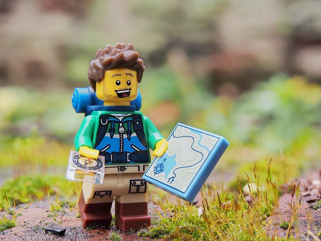 hiker-1984421__480